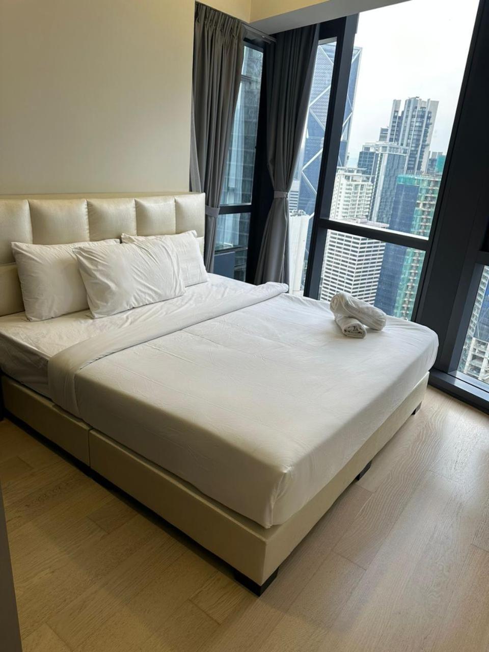 Star Luxury Klcc Kuala Lumpur